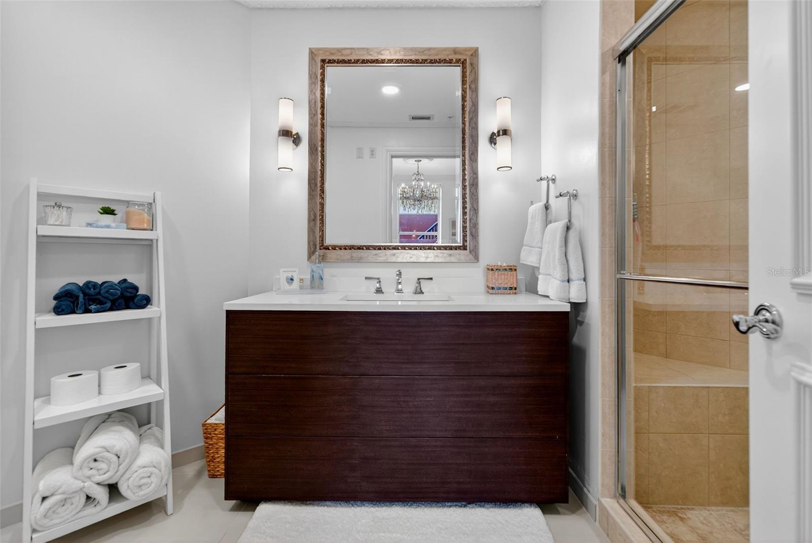 A4665421 Property Photo