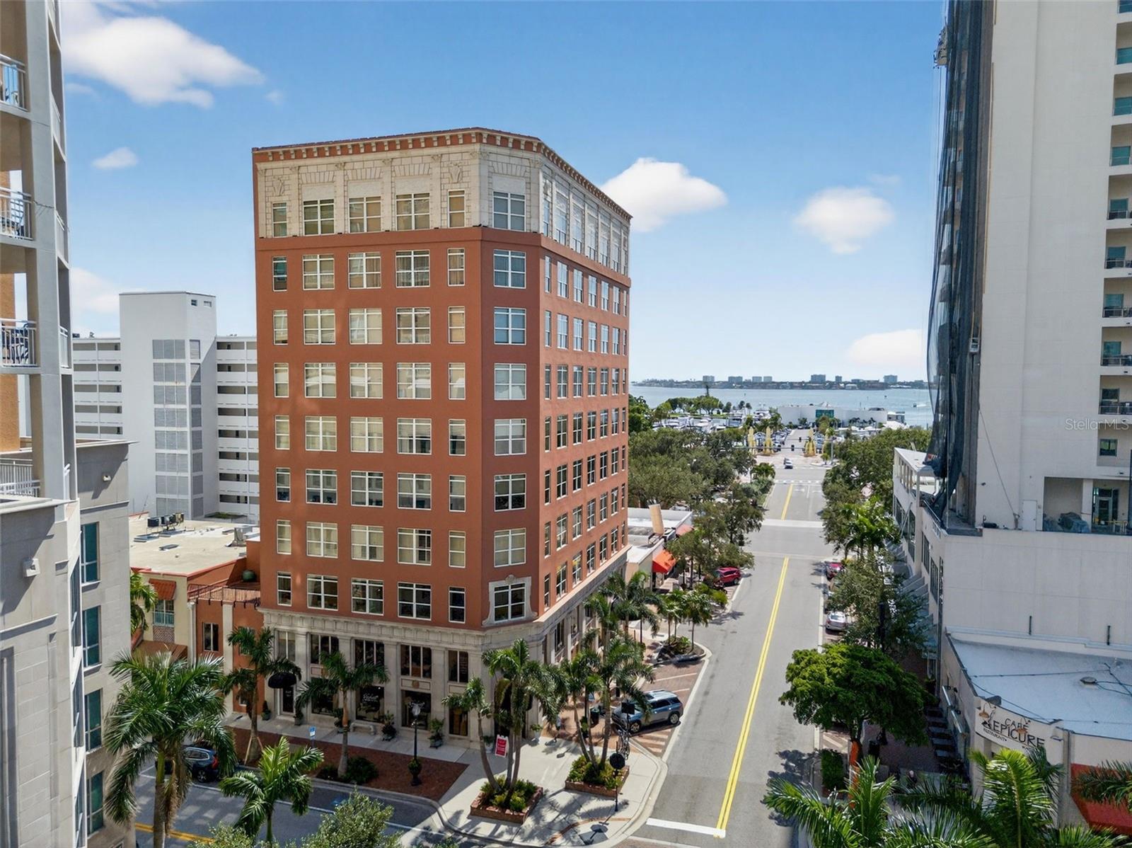 A4665421 Property Photo