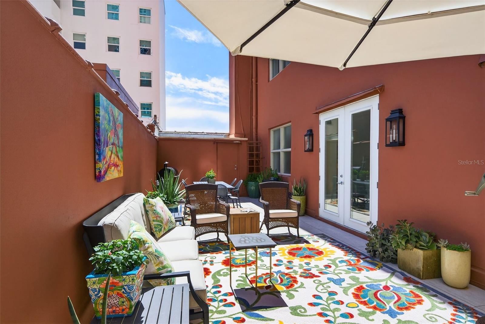 A4665421 Property Photo