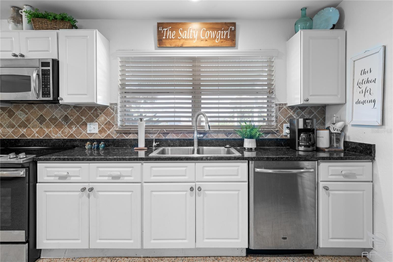 2600 W CORAL WAY, DAYTONA BEACH, FL, 32118