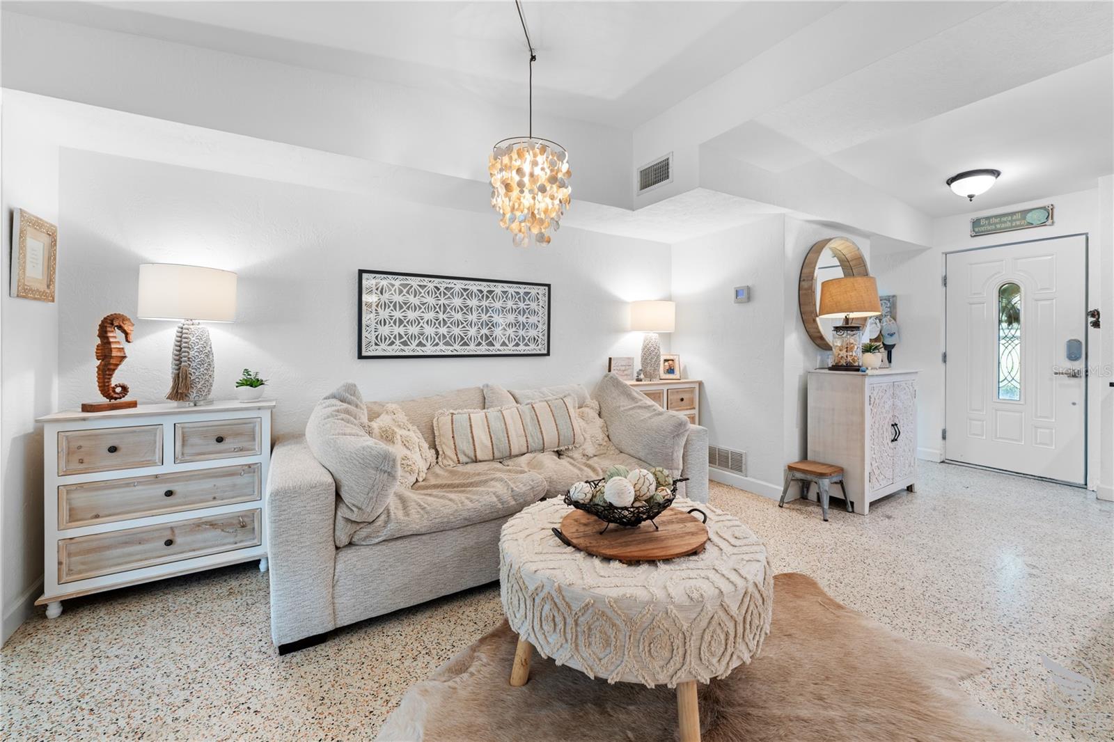 2600 W CORAL WAY, DAYTONA BEACH, FL, 32118