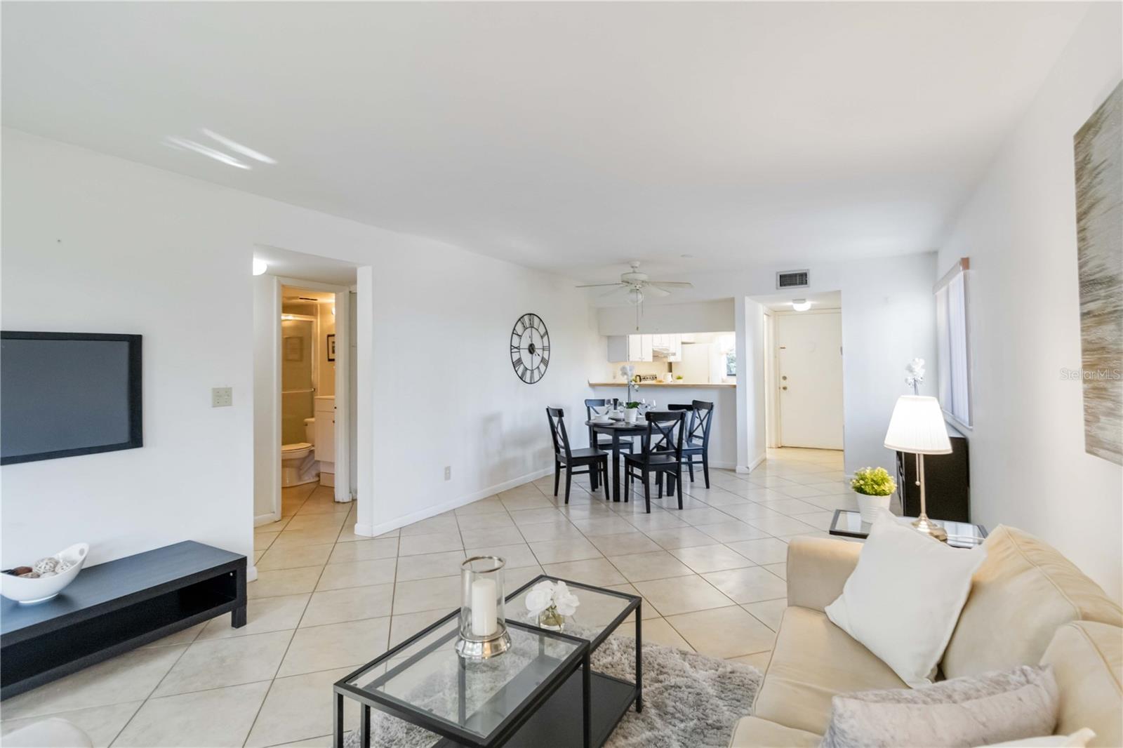 A4665429 Property Photo
