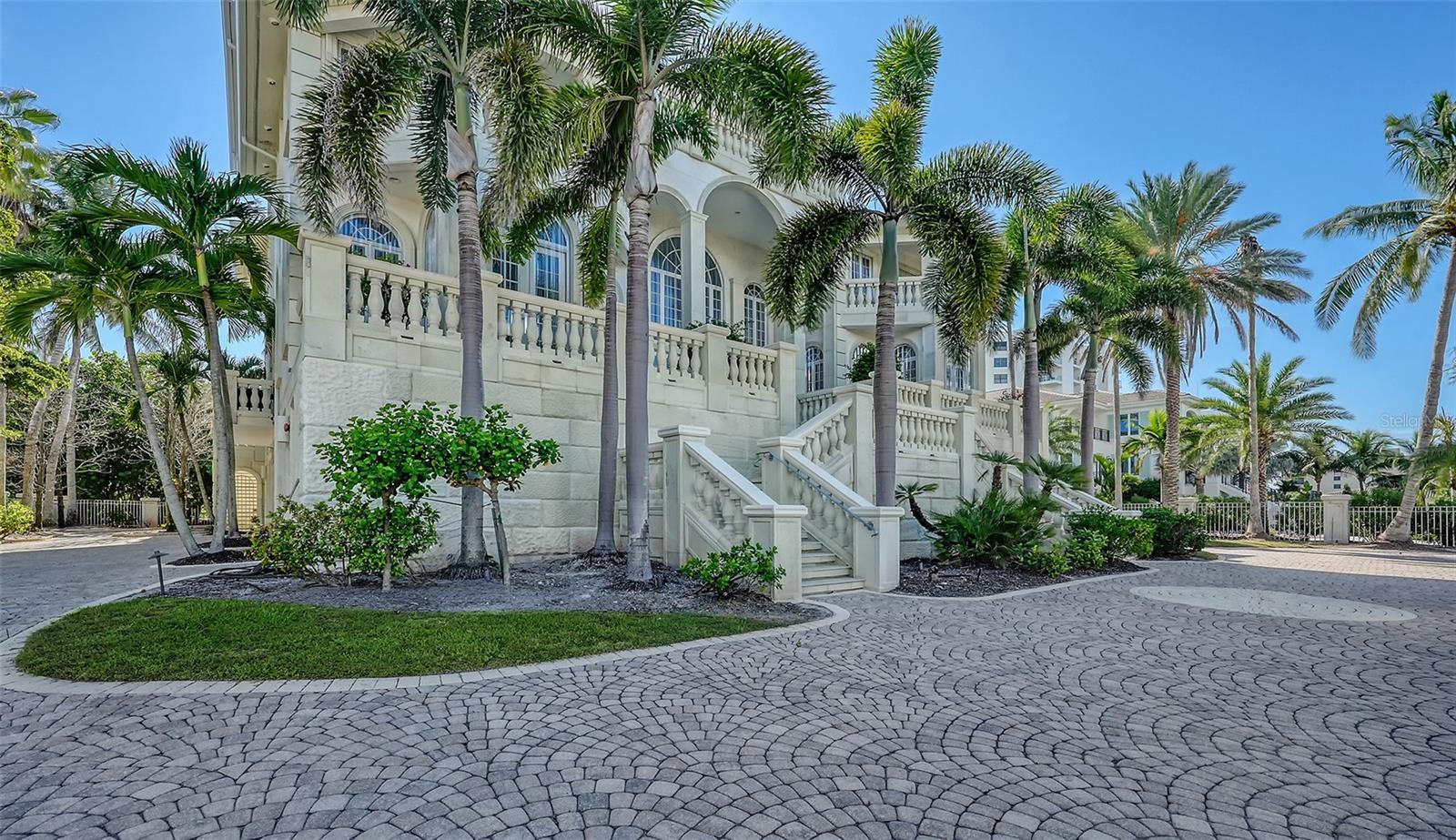 A4665431 Property Photo