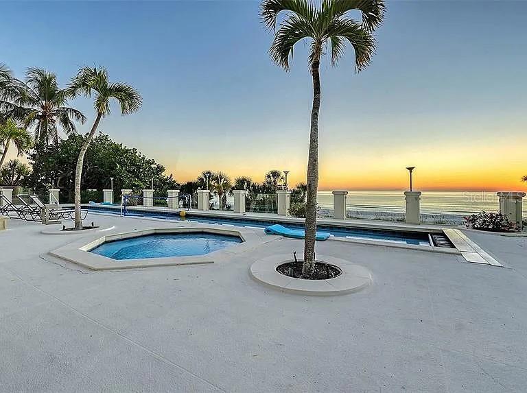 A4665431 Property Photo