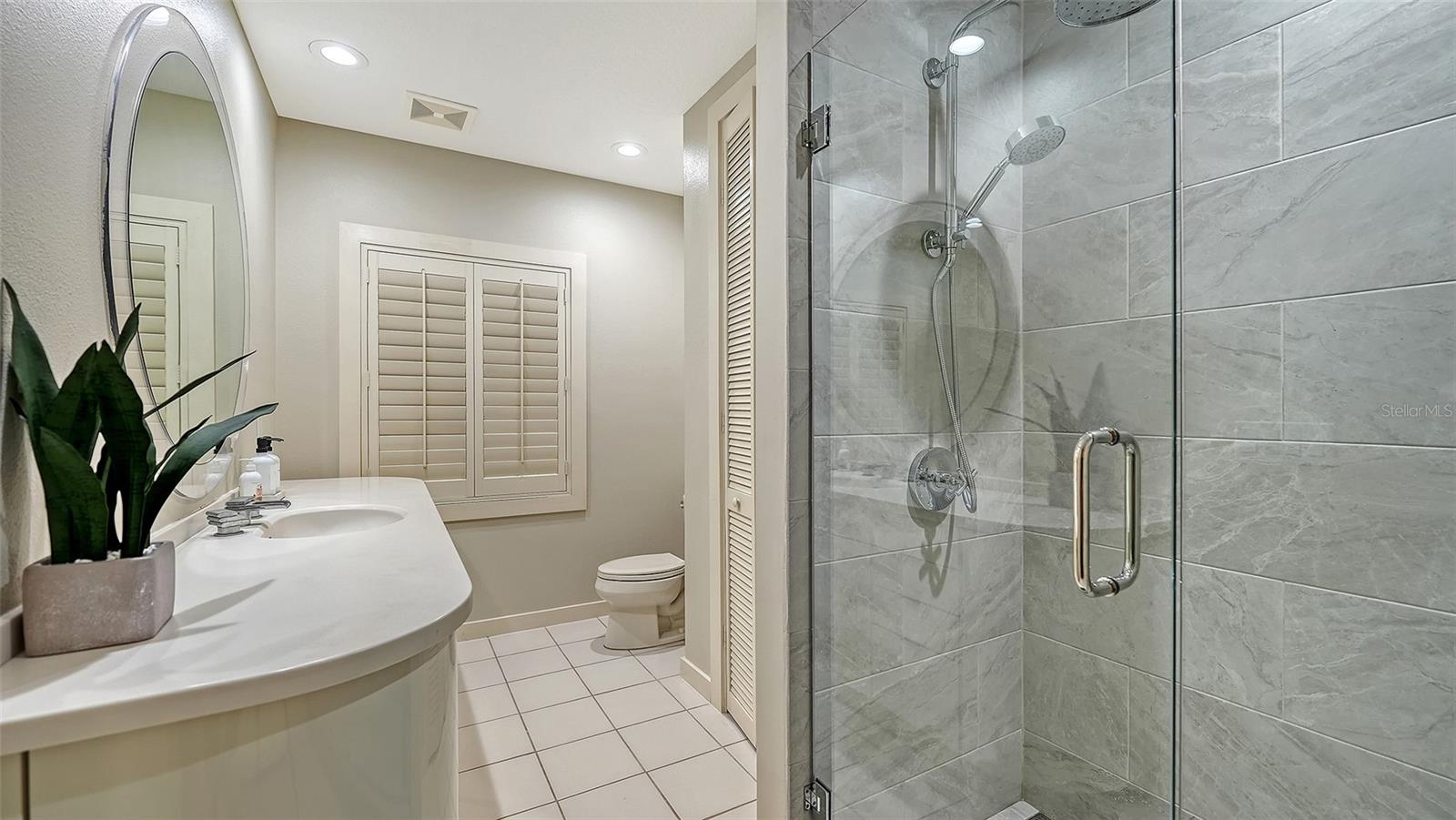 A4665431 Property Photo