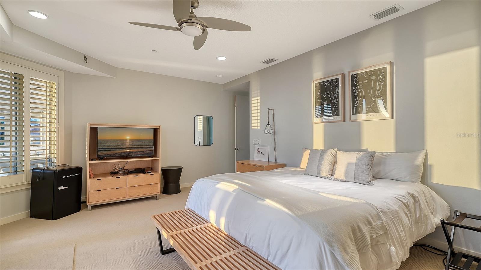 A4665431 Property Photo