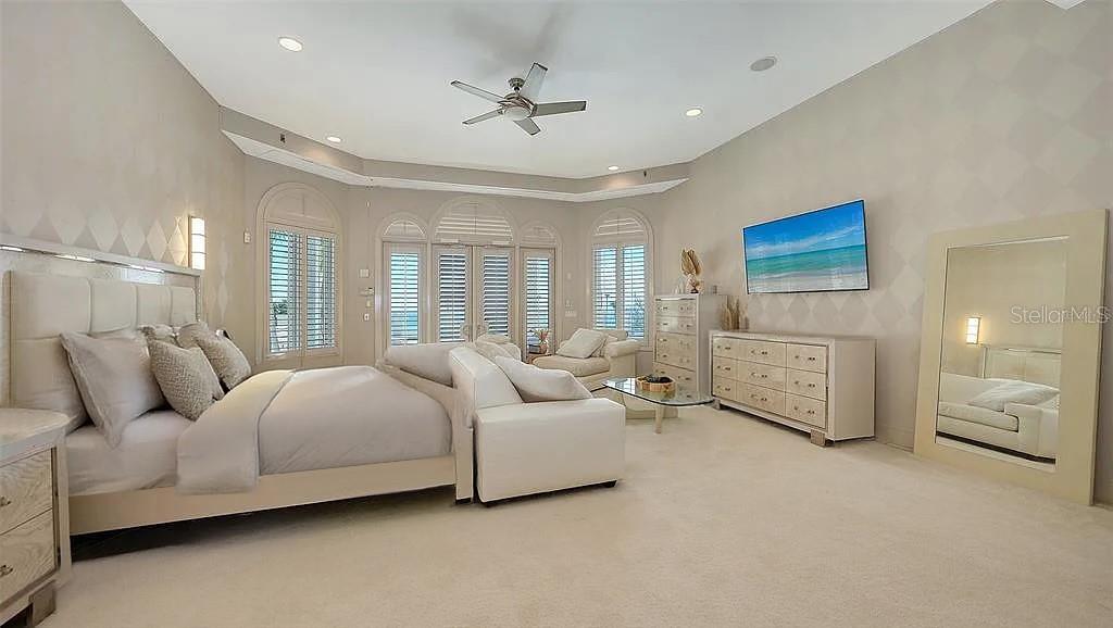 A4665431 Property Photo