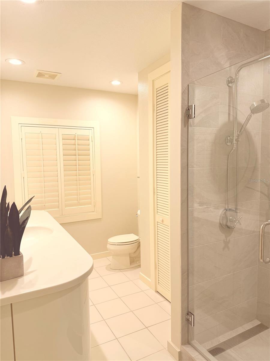 A4665431 Property Photo