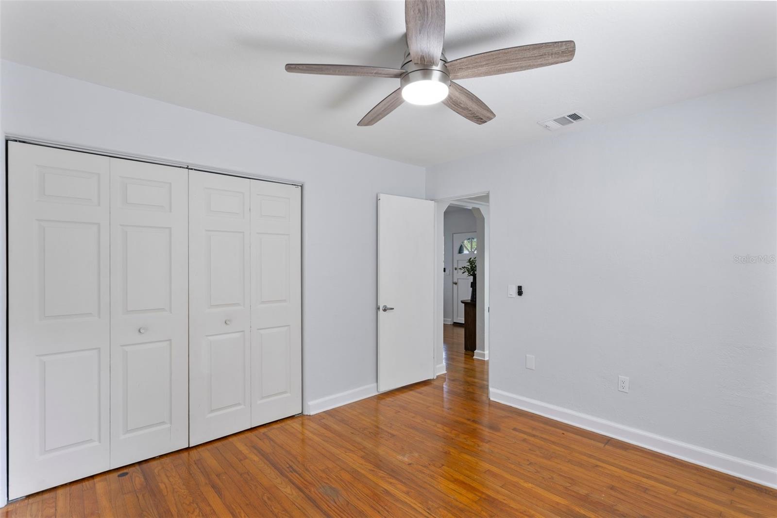 1410 S EOLA DR, ORLANDO, FL, 32806