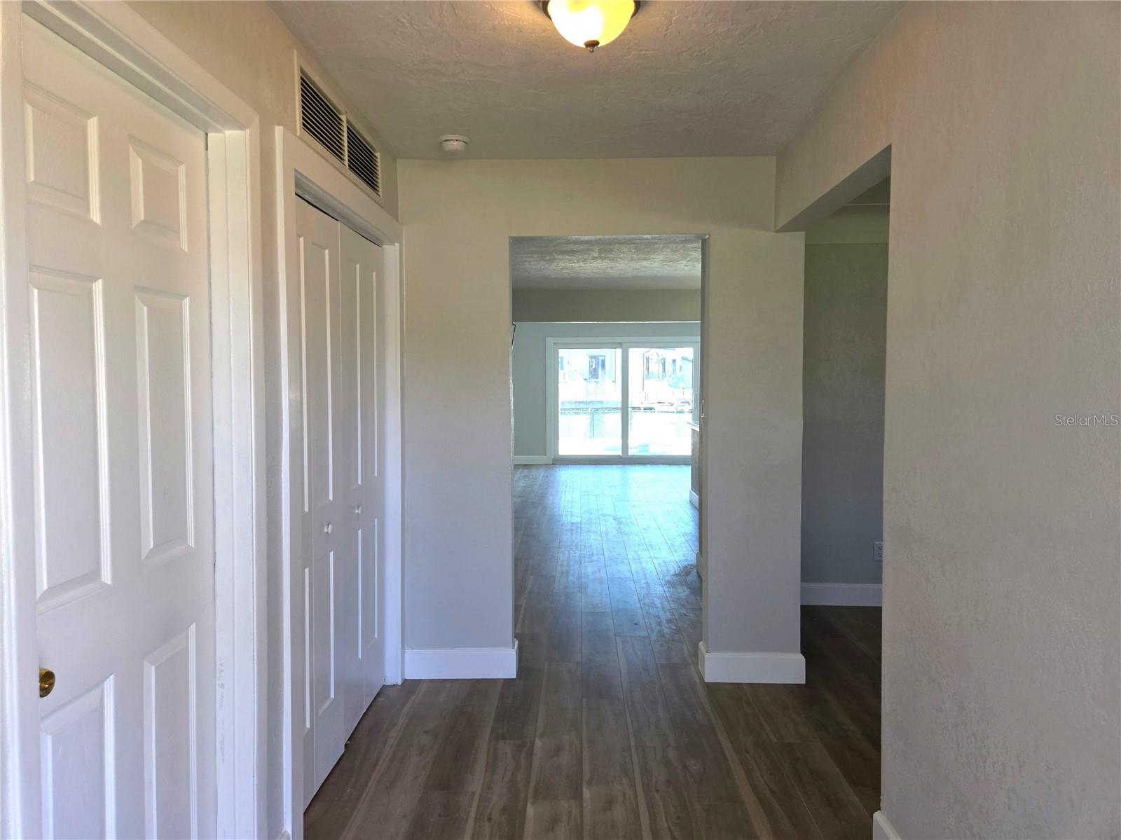 2053 MICHIGAN AVE NE, ST PETERSBURG, FL, 33703