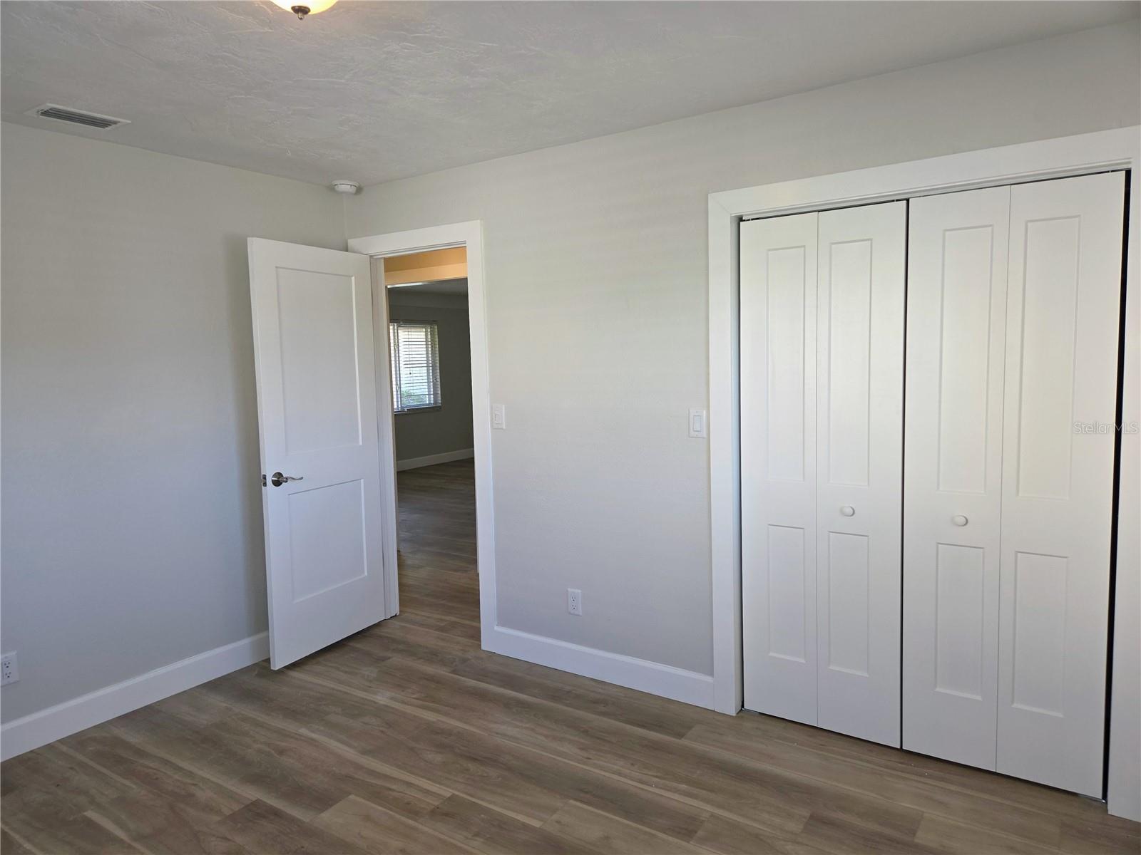 2053 MICHIGAN AVE NE, ST PETERSBURG, FL, 33703