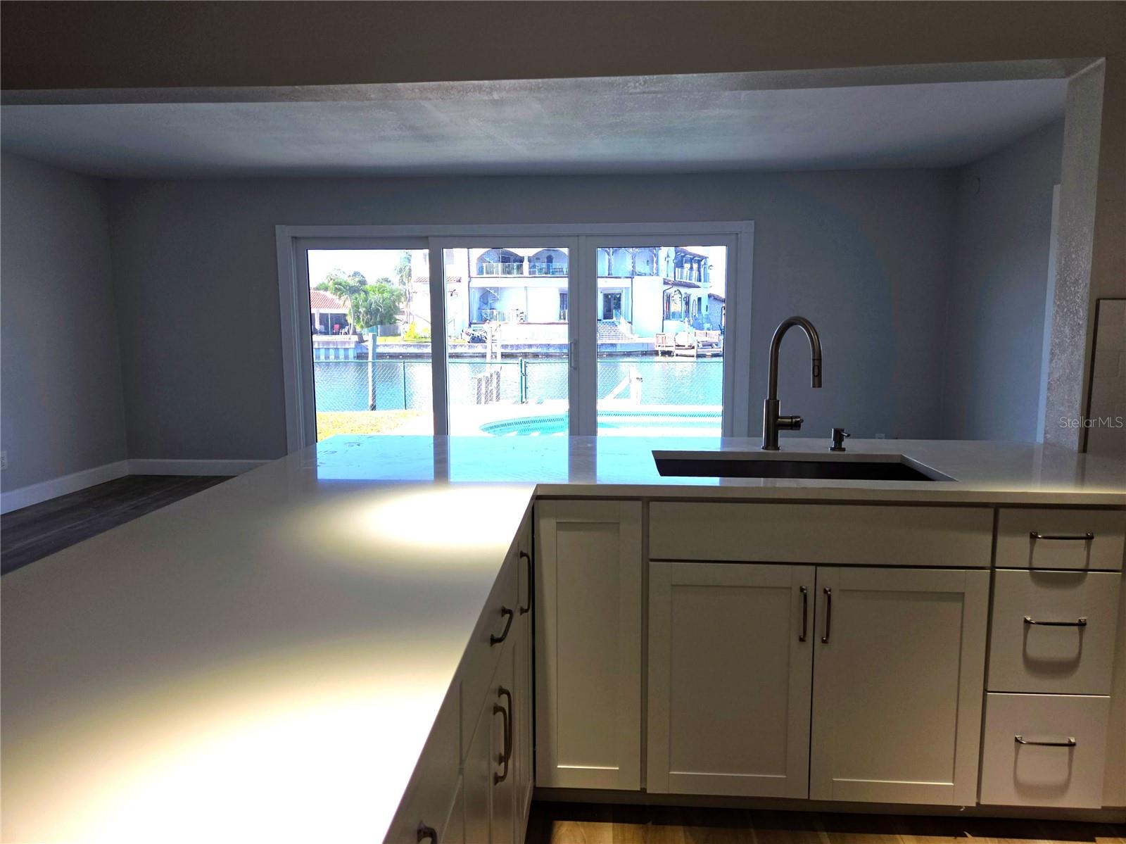 2053 MICHIGAN AVE NE, ST PETERSBURG, FL, 33703