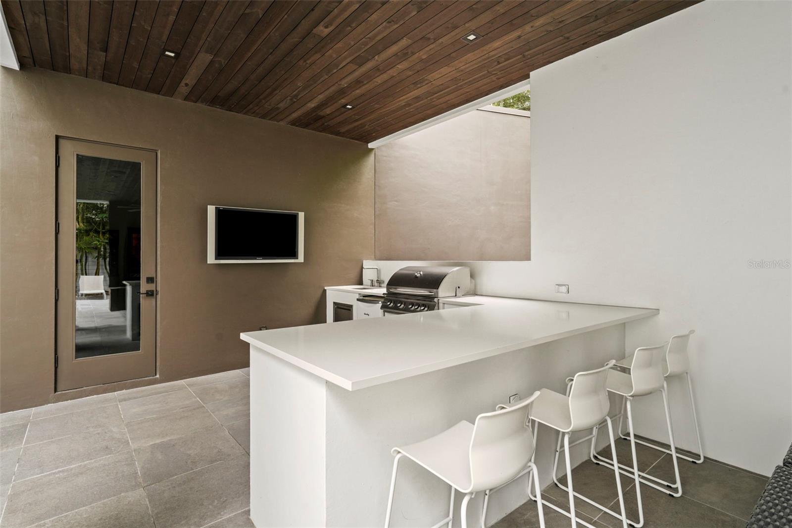 TB8428893 Property Photo