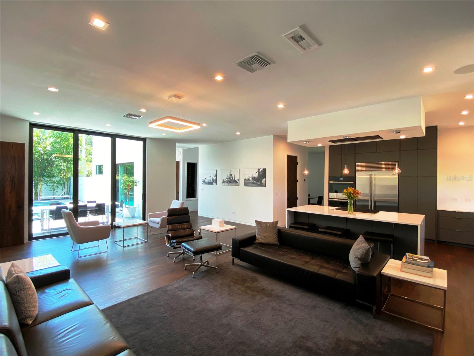 TB8428893 Property Photo