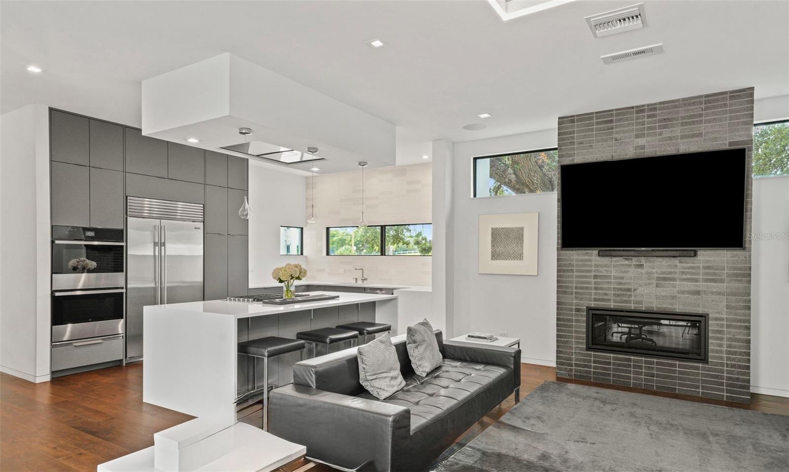 TB8428893 Property Photo