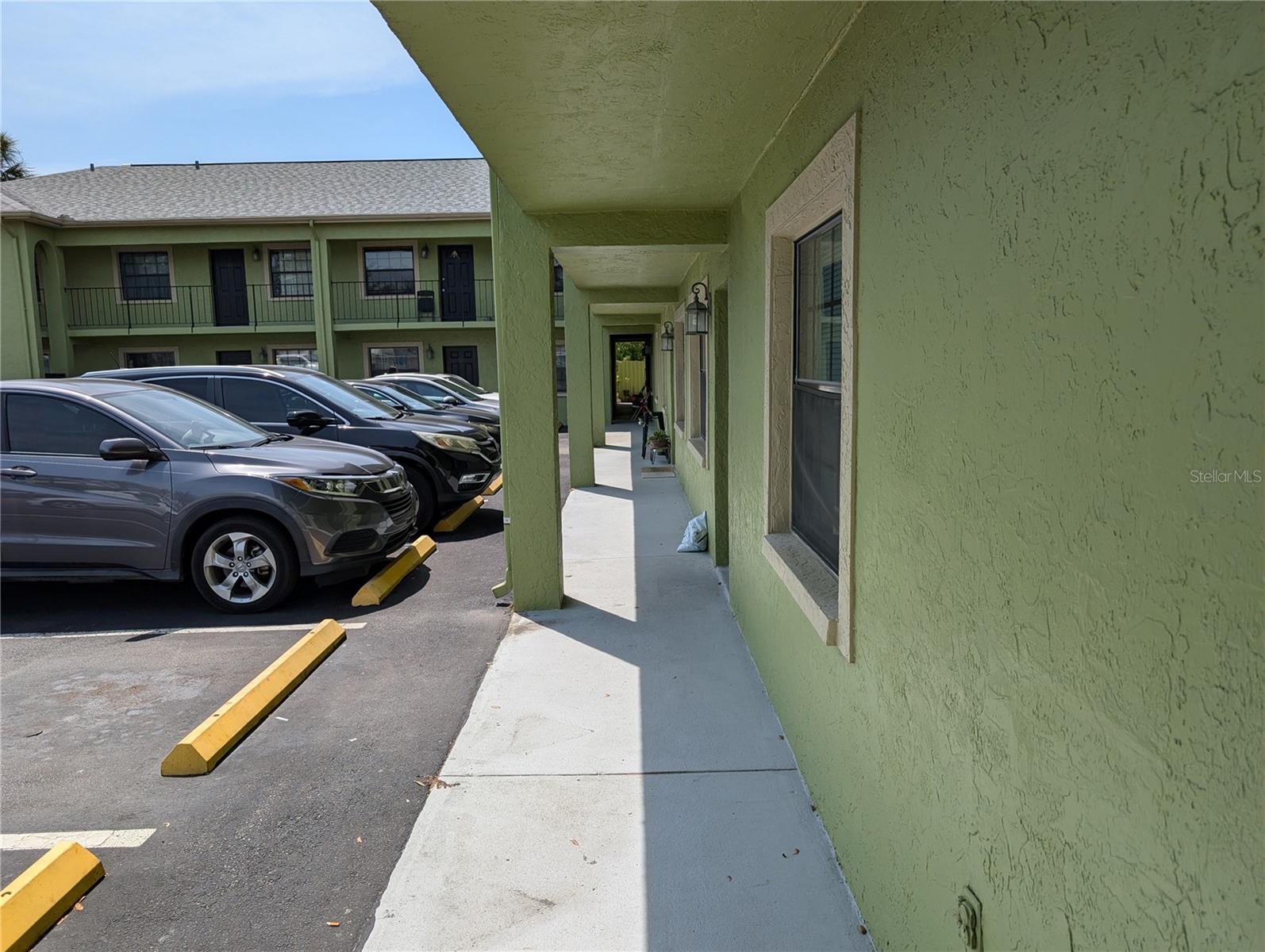 4416 N CLARK AVE #4, TAMPA, FL, 33614