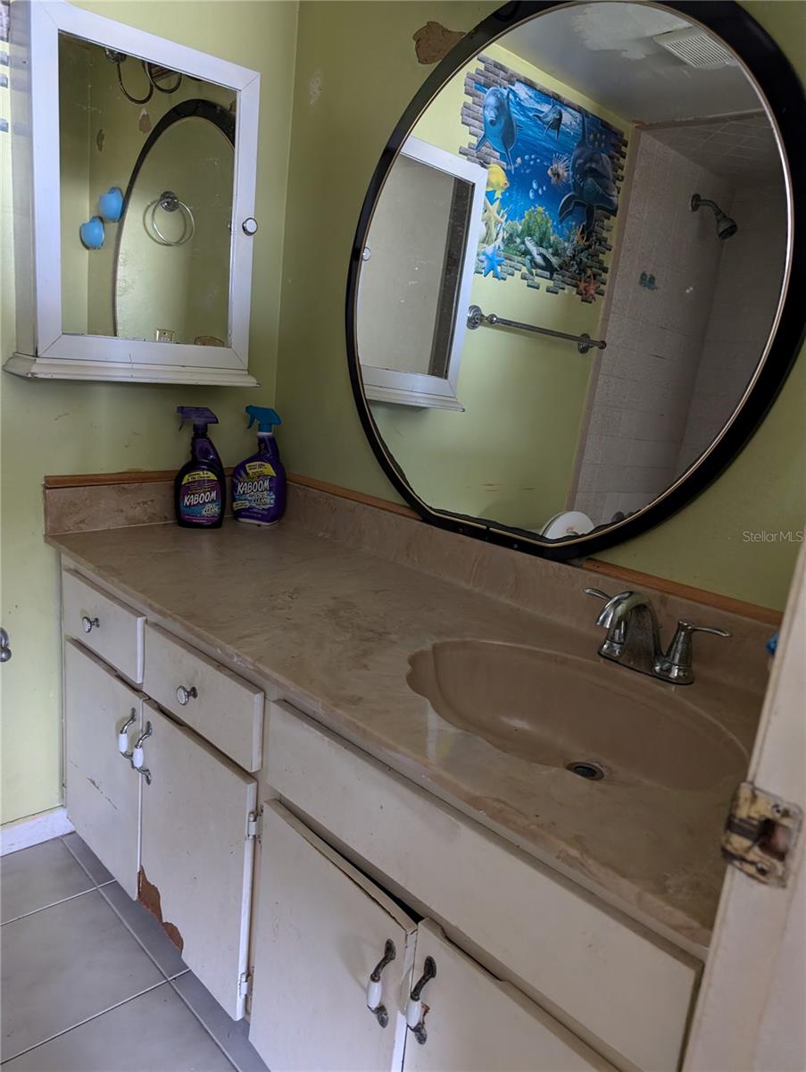 4416 N CLARK AVE #4, TAMPA, FL, 33614