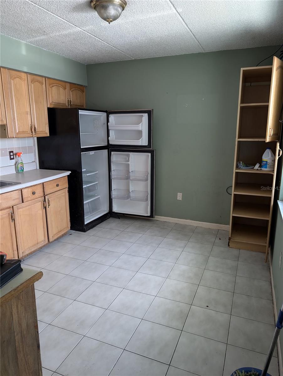 4416 N CLARK AVE #4, TAMPA, FL, 33614