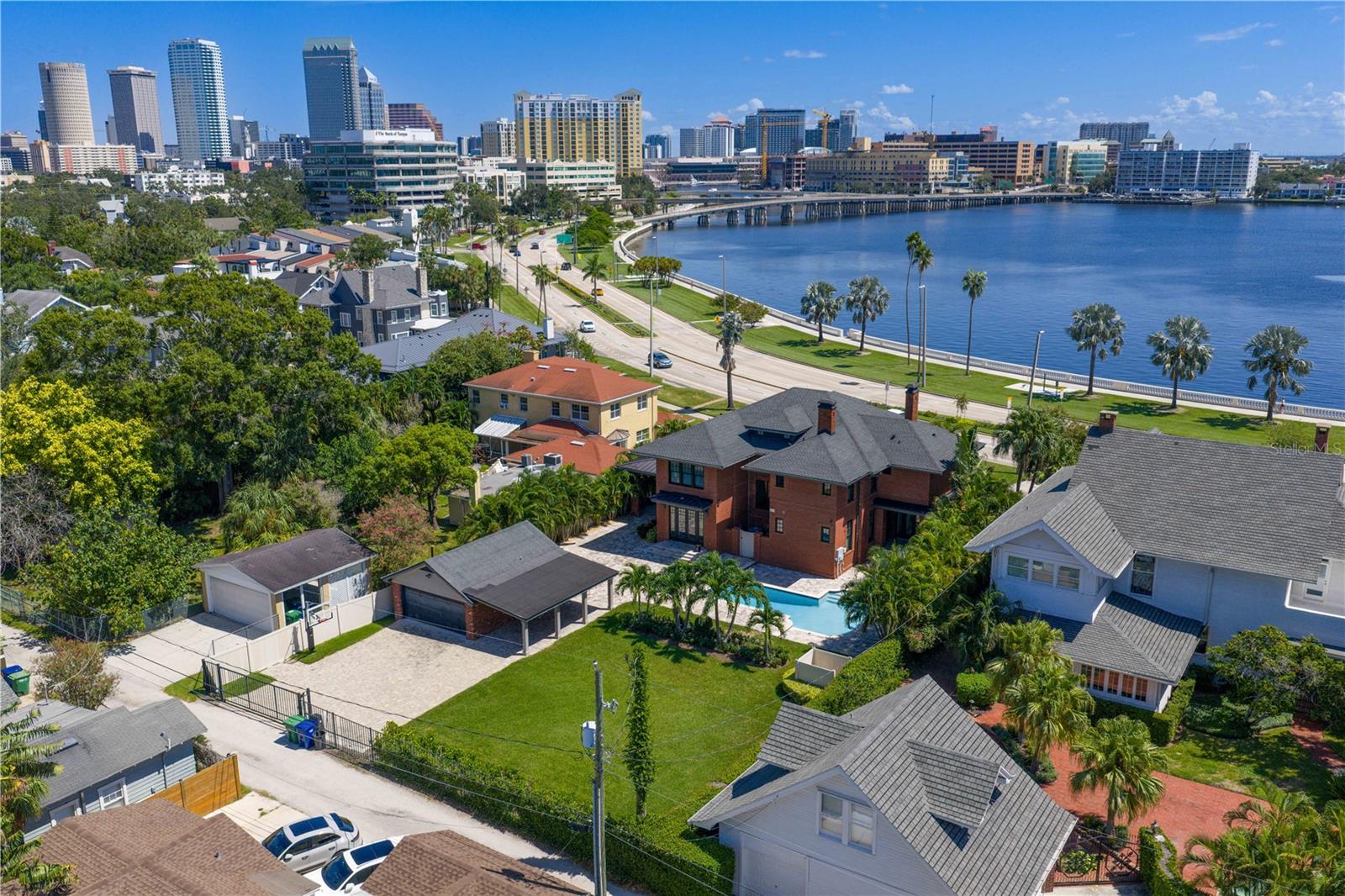 TB8428954 Property Photo