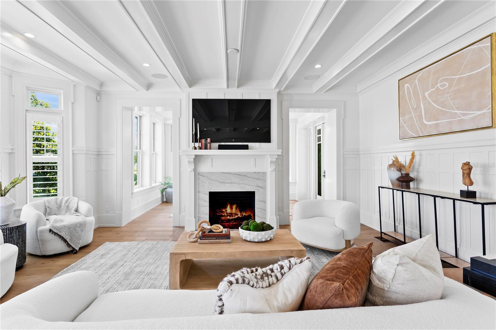 TB8428954 Property Photo