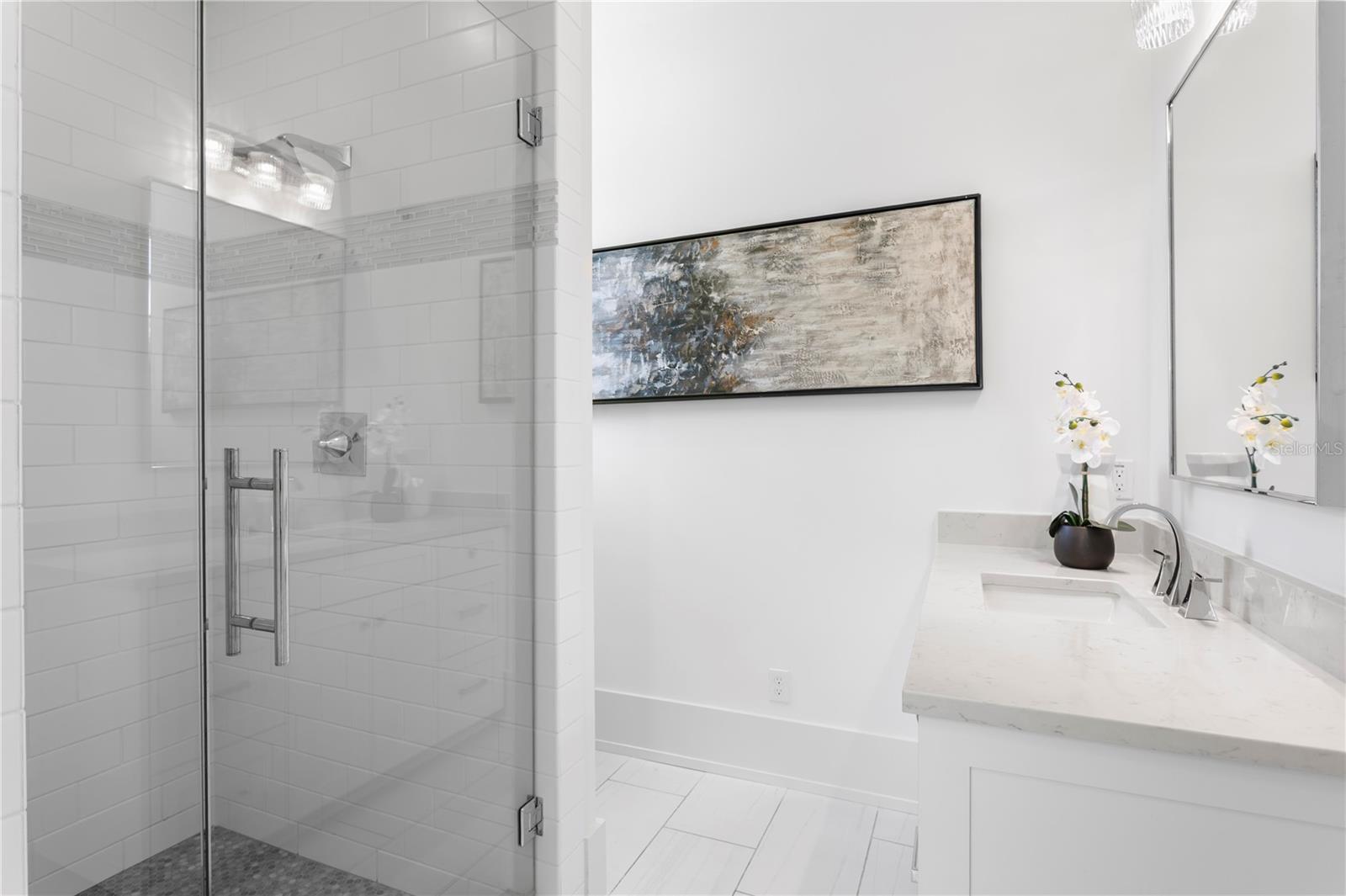 TB8428954 Property Photo