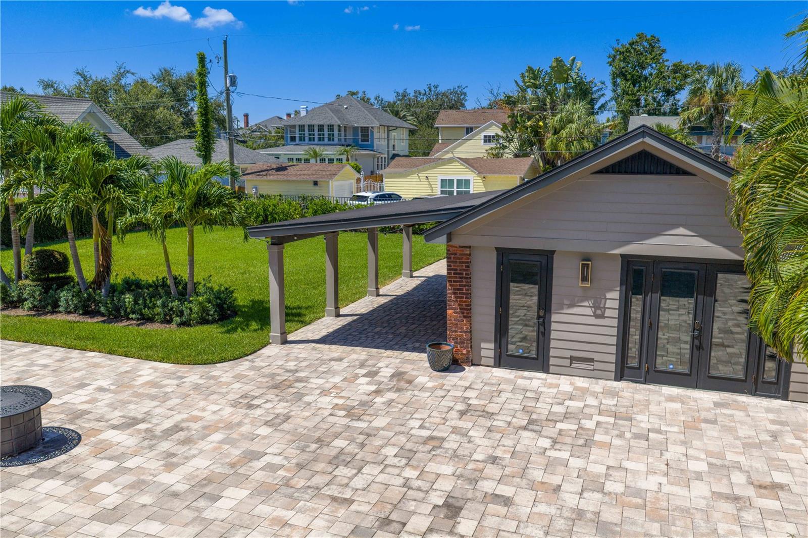 TB8428954 Property Photo