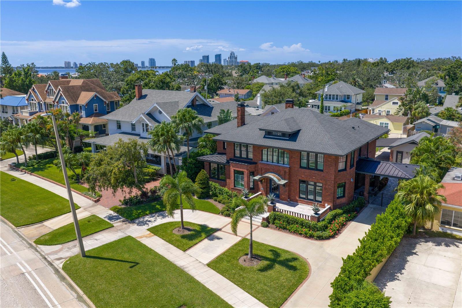 TB8428954 Property Photo