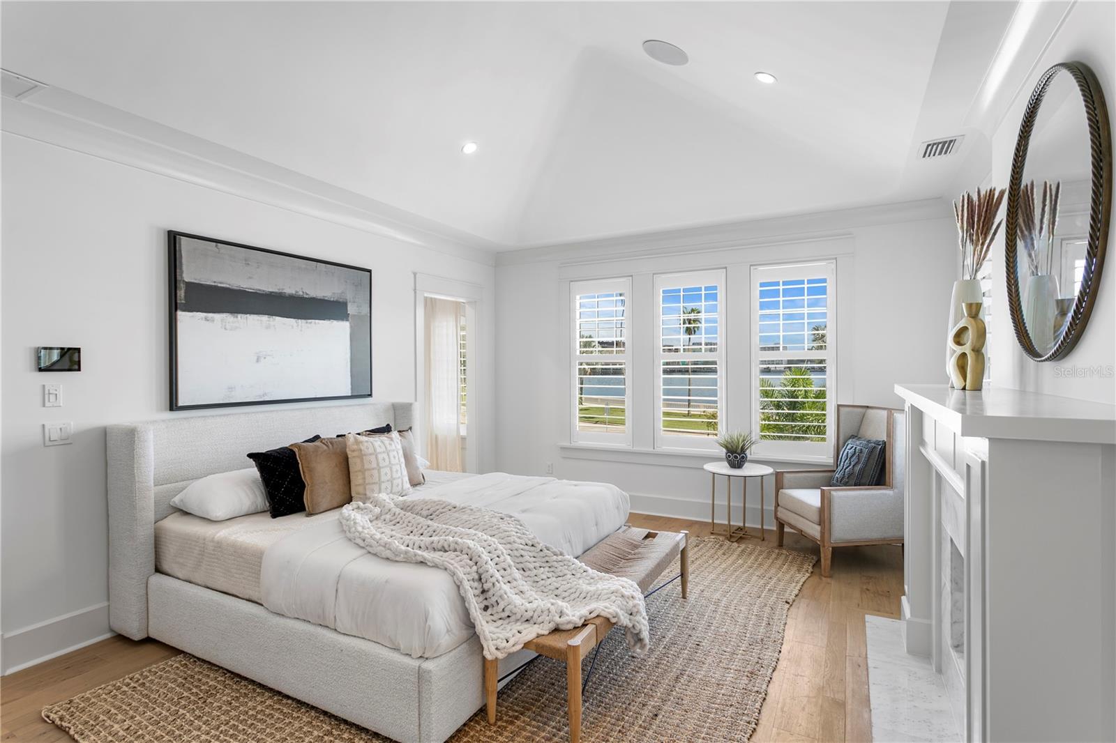 TB8428954 Property Photo