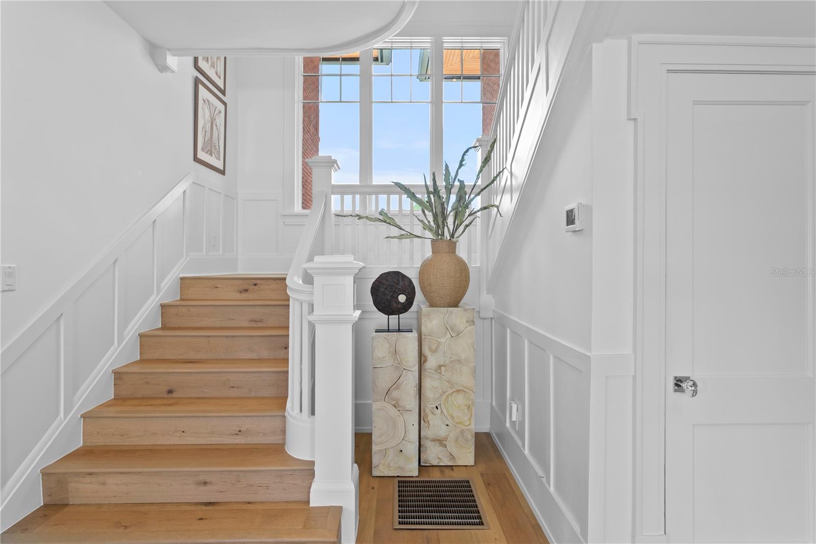 TB8428954 Property Photo