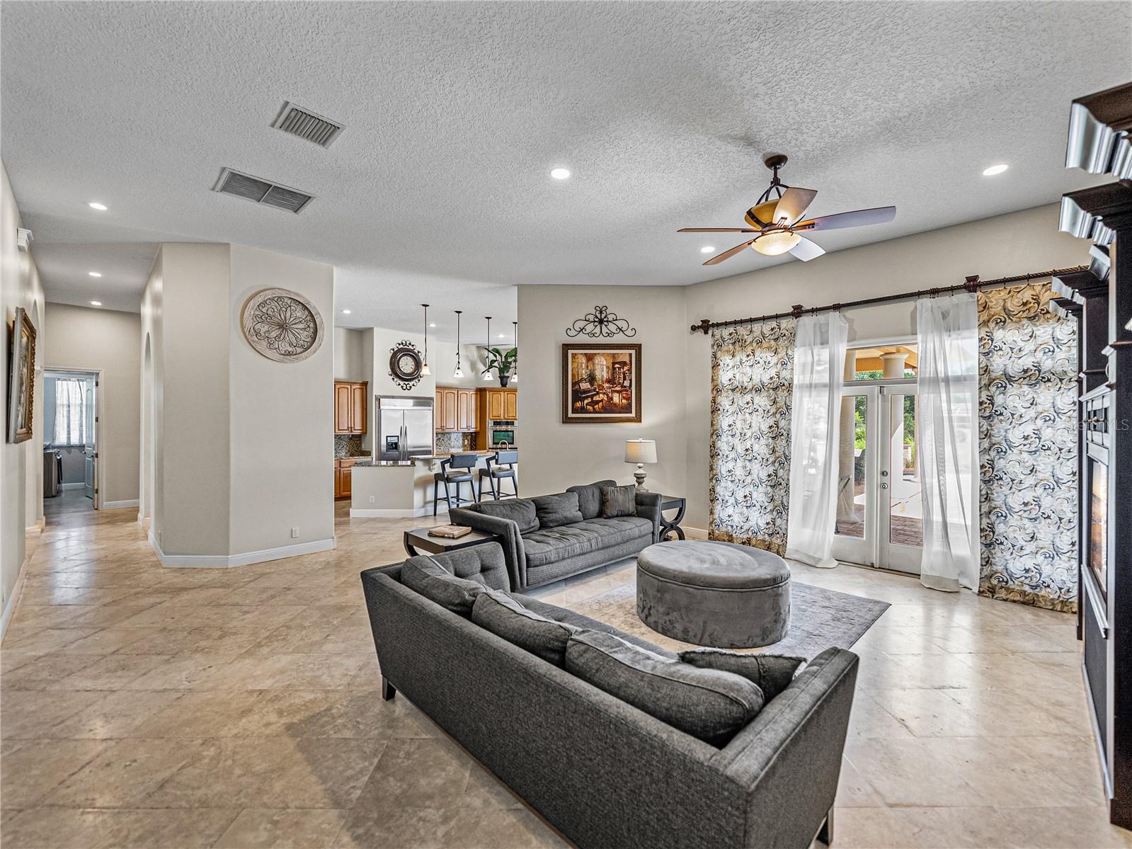 31511 SADDLE LN, WESLEY CHAPEL, FL, 33543