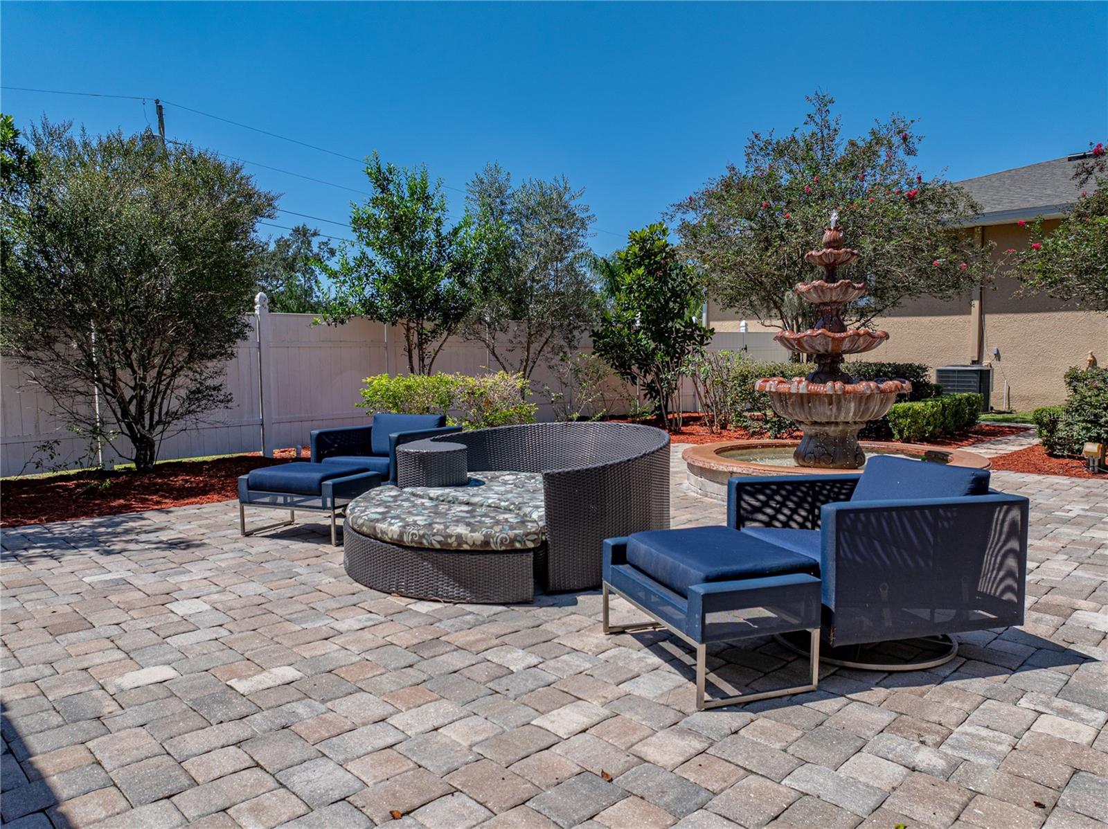 31511 SADDLE LN, WESLEY CHAPEL, FL, 33543