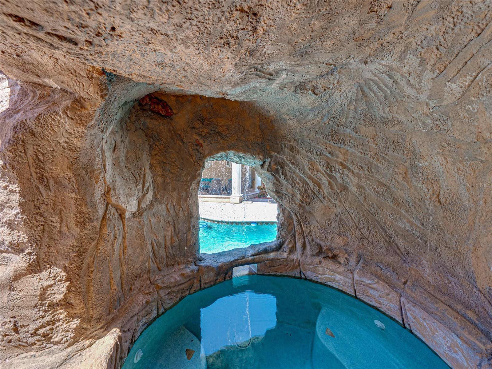 31511 SADDLE LN, WESLEY CHAPEL, FL, 33543