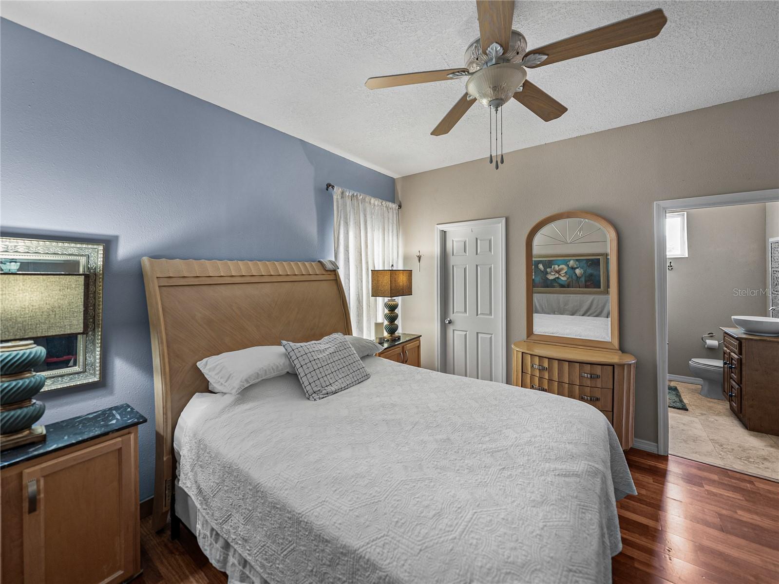 31511 SADDLE LN, WESLEY CHAPEL, FL, 33543