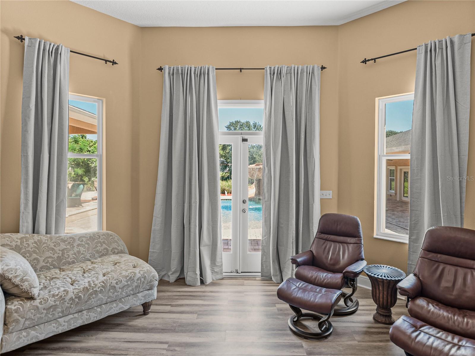 31511 SADDLE LN, WESLEY CHAPEL, FL, 33543