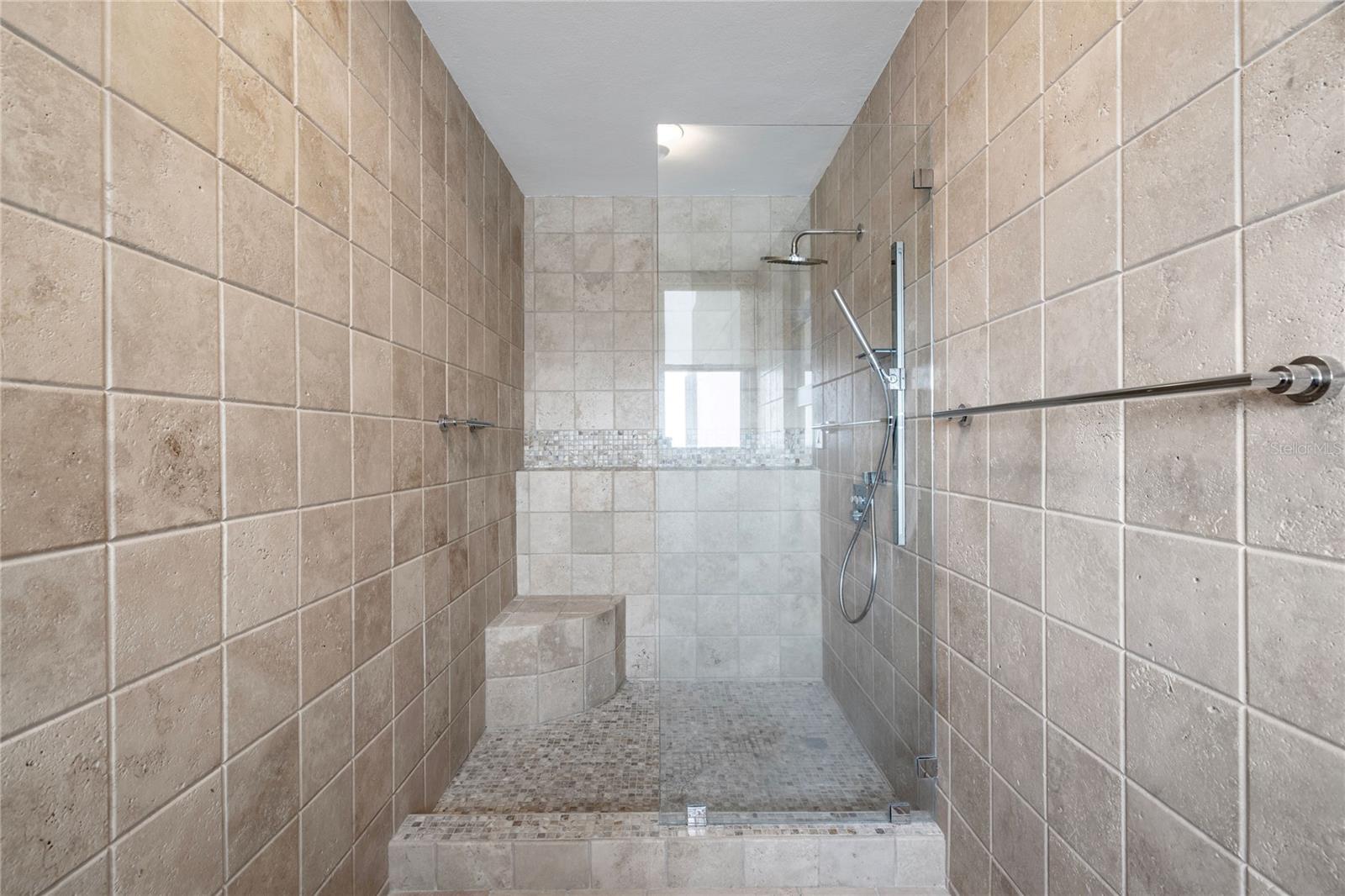 PR9116146 Property Photo