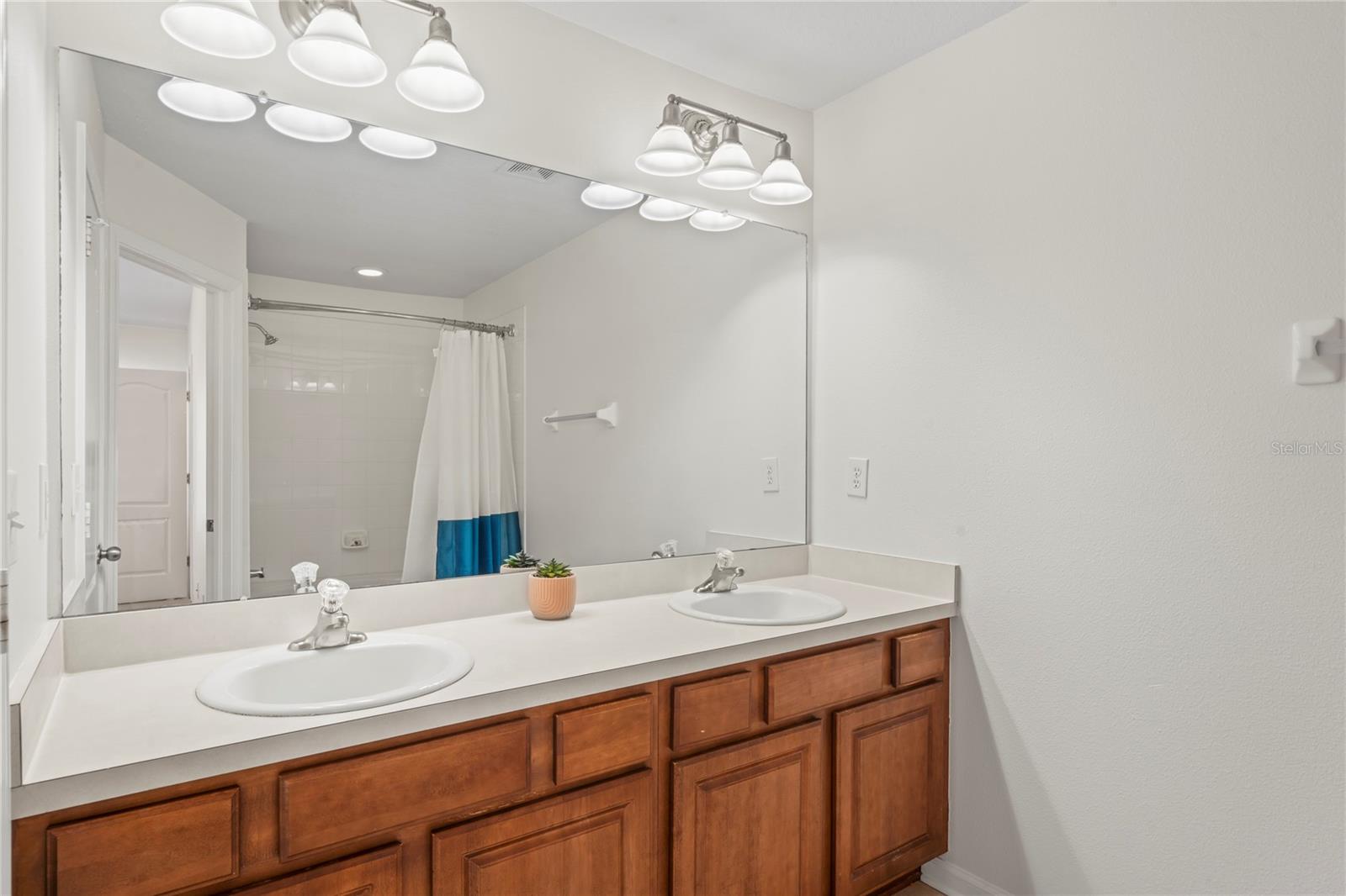 Primary bathroom dual sinks