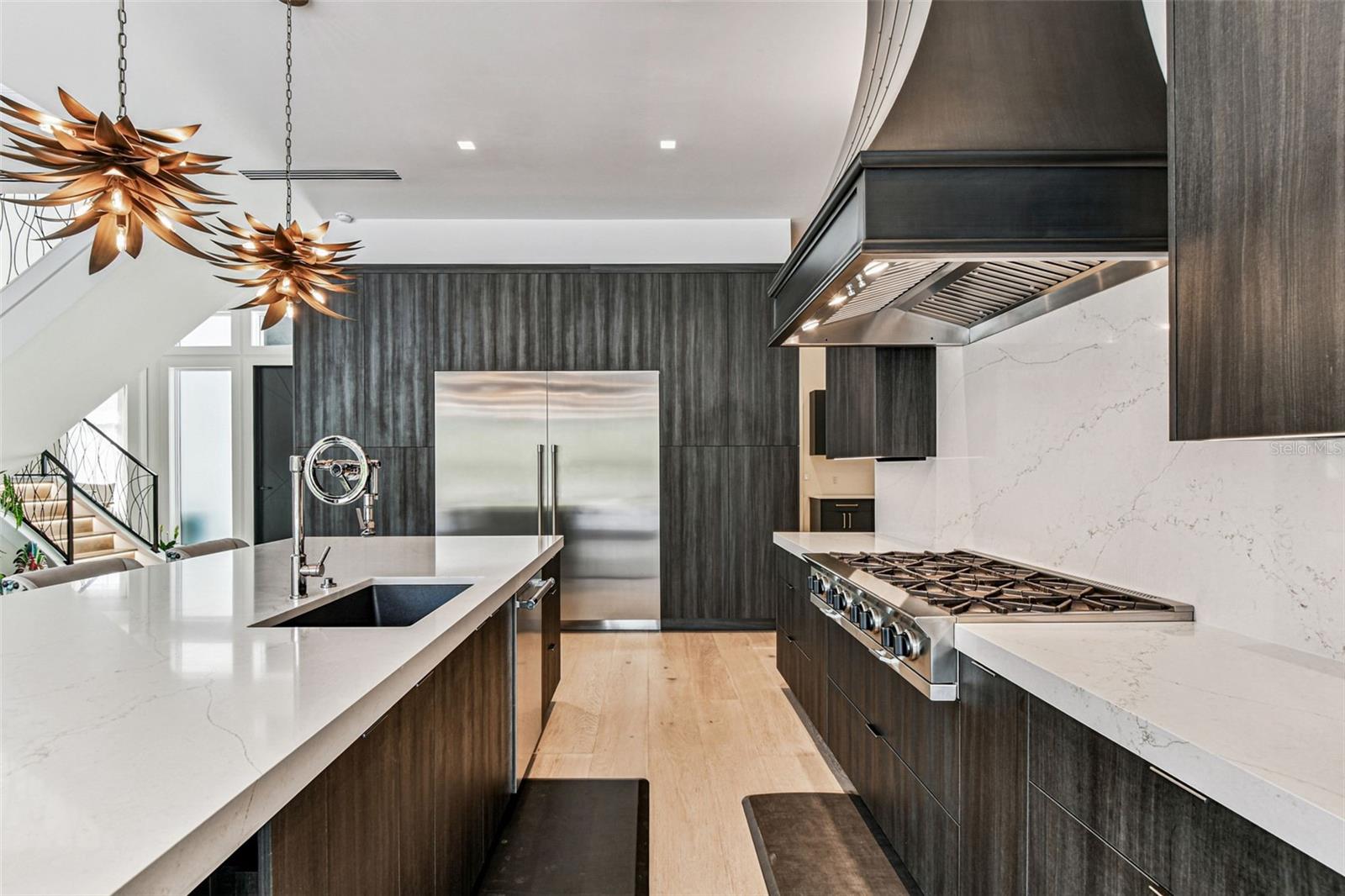 TB8429160 Property Photo