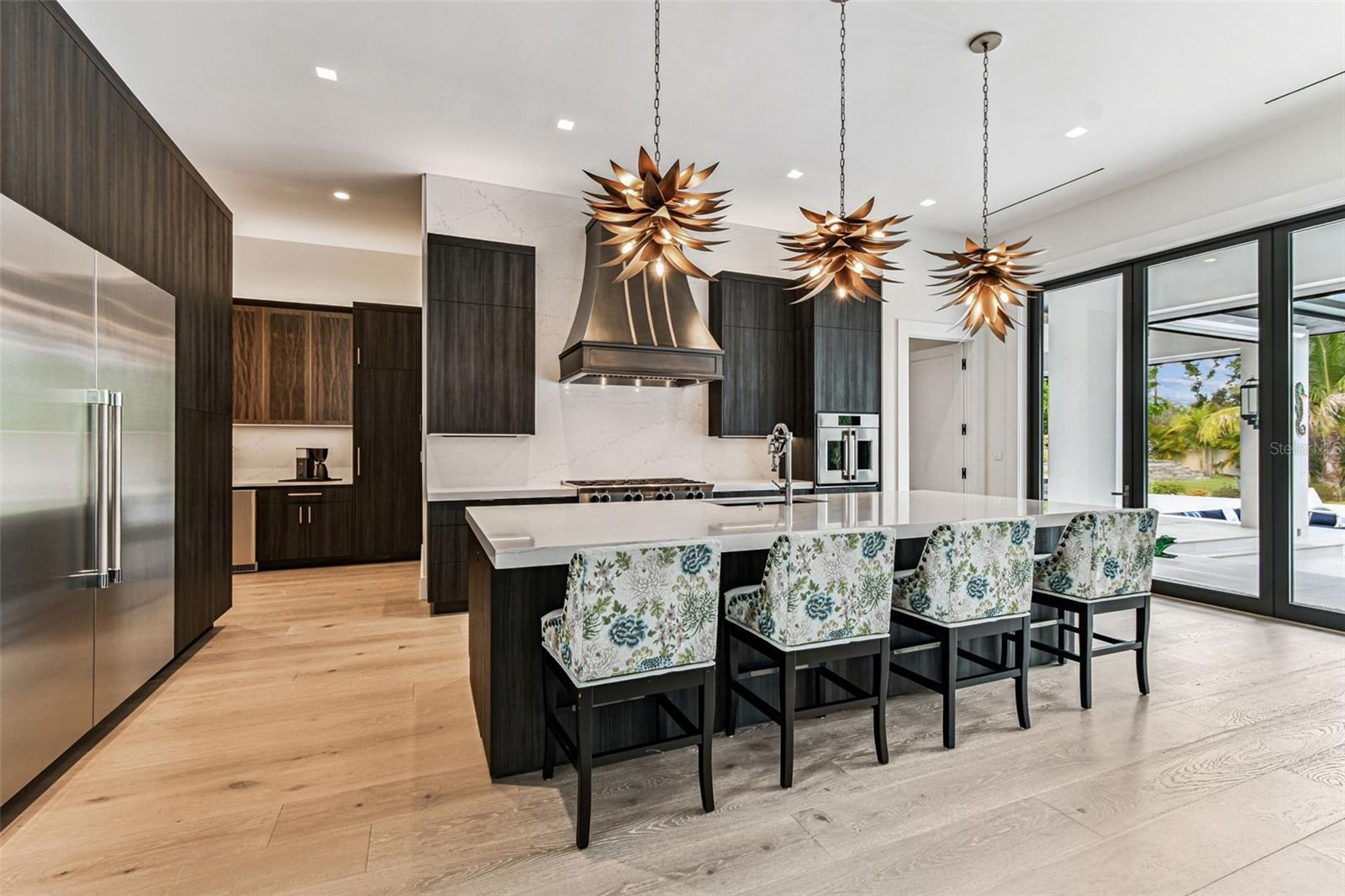 TB8429160 Property Photo