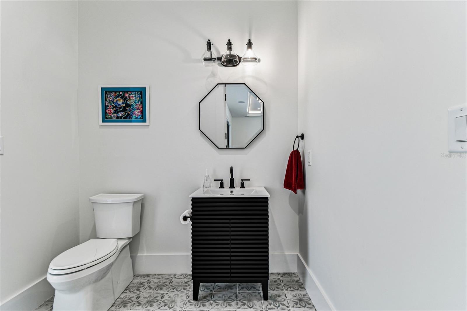 TB8429160 Property Photo