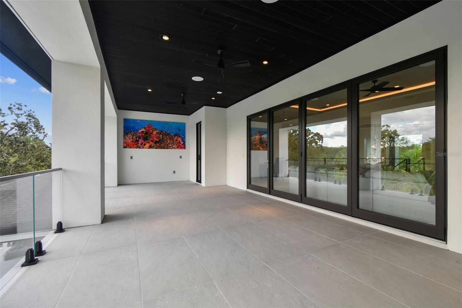 TB8429160 Property Photo