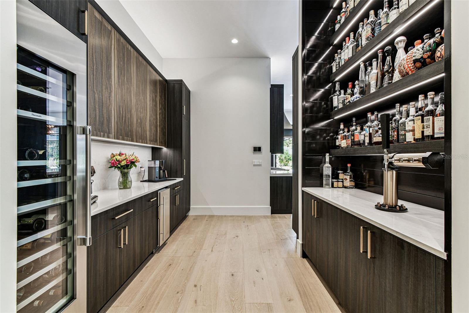 TB8429160 Property Photo