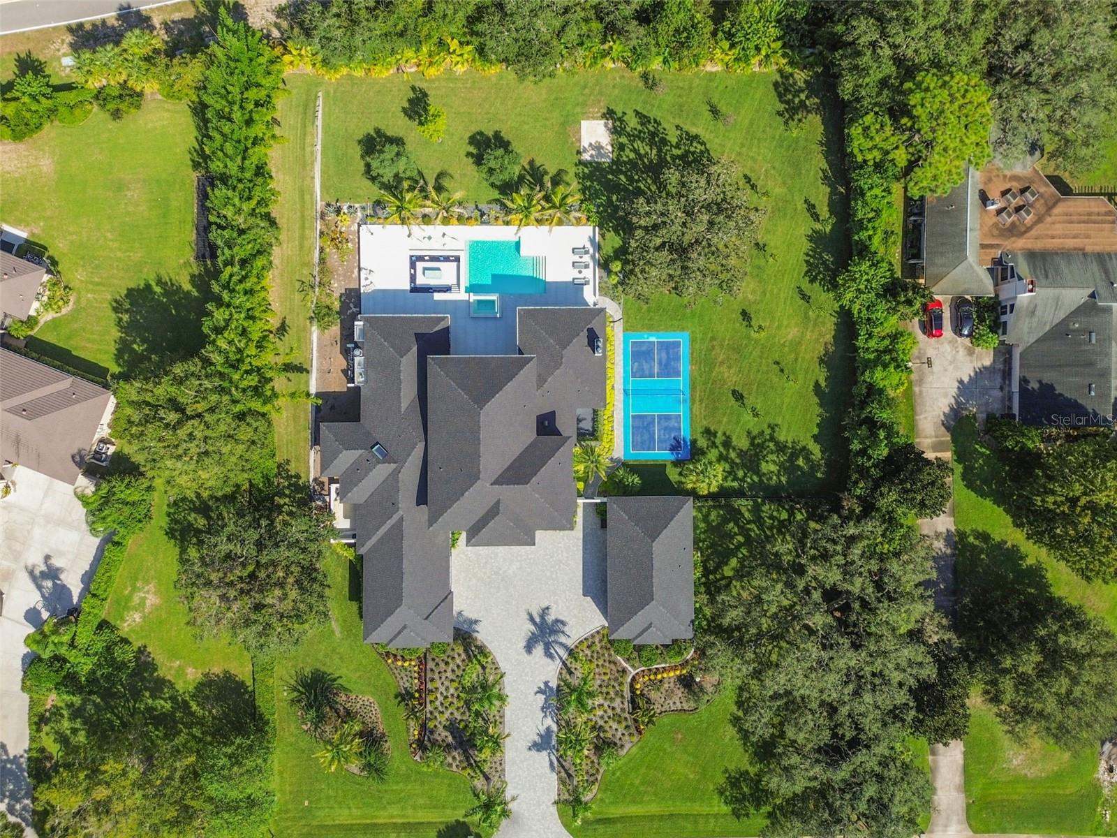 TB8429160 Property Photo