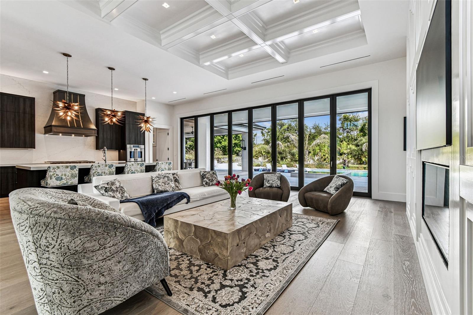 TB8429160 Property Photo