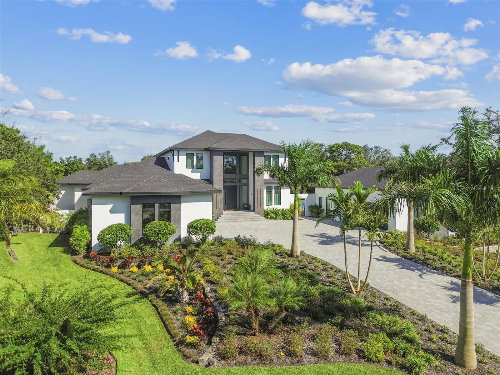 TB8429160 Property Photo