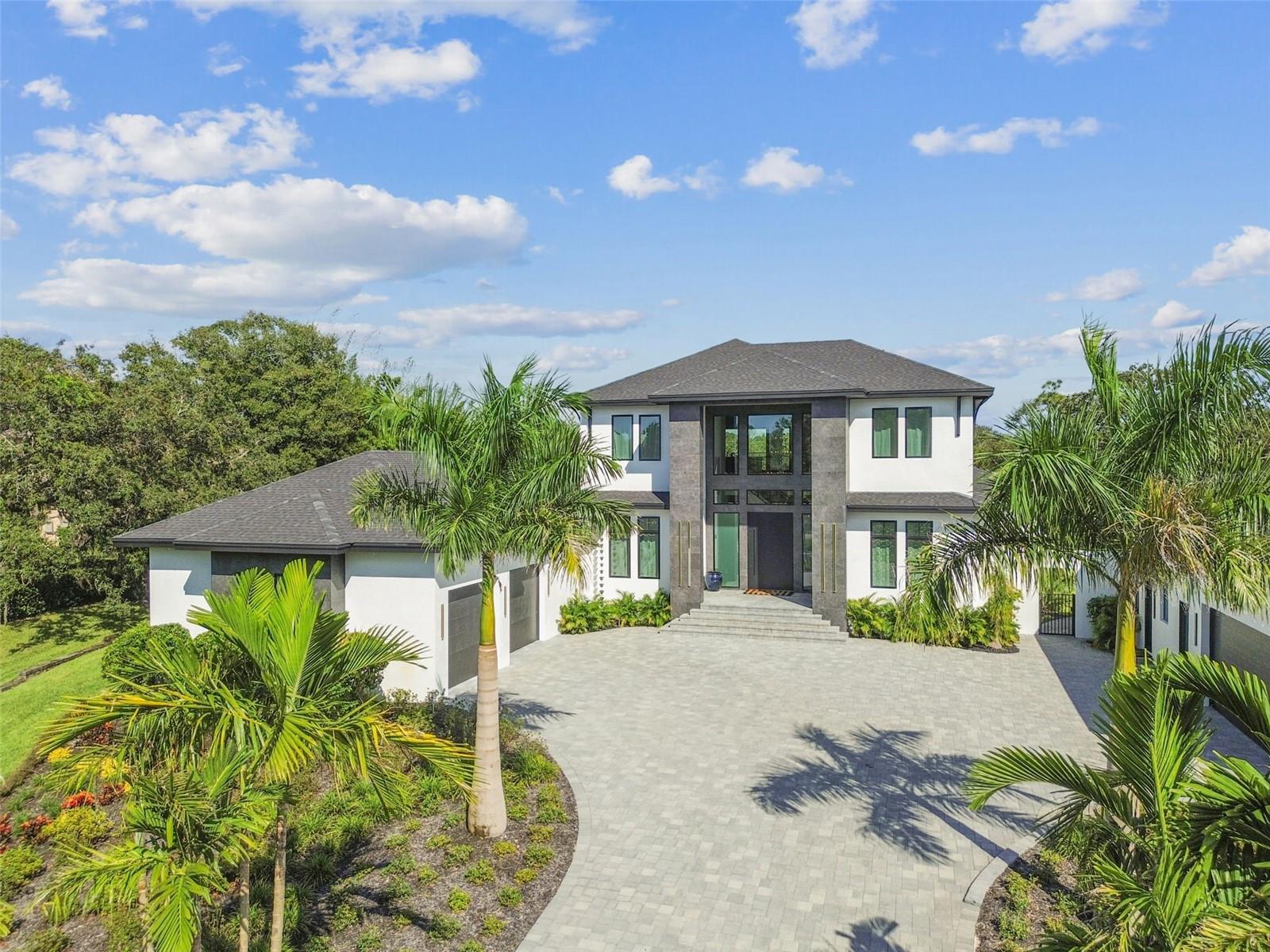 TB8429160 Property Photo