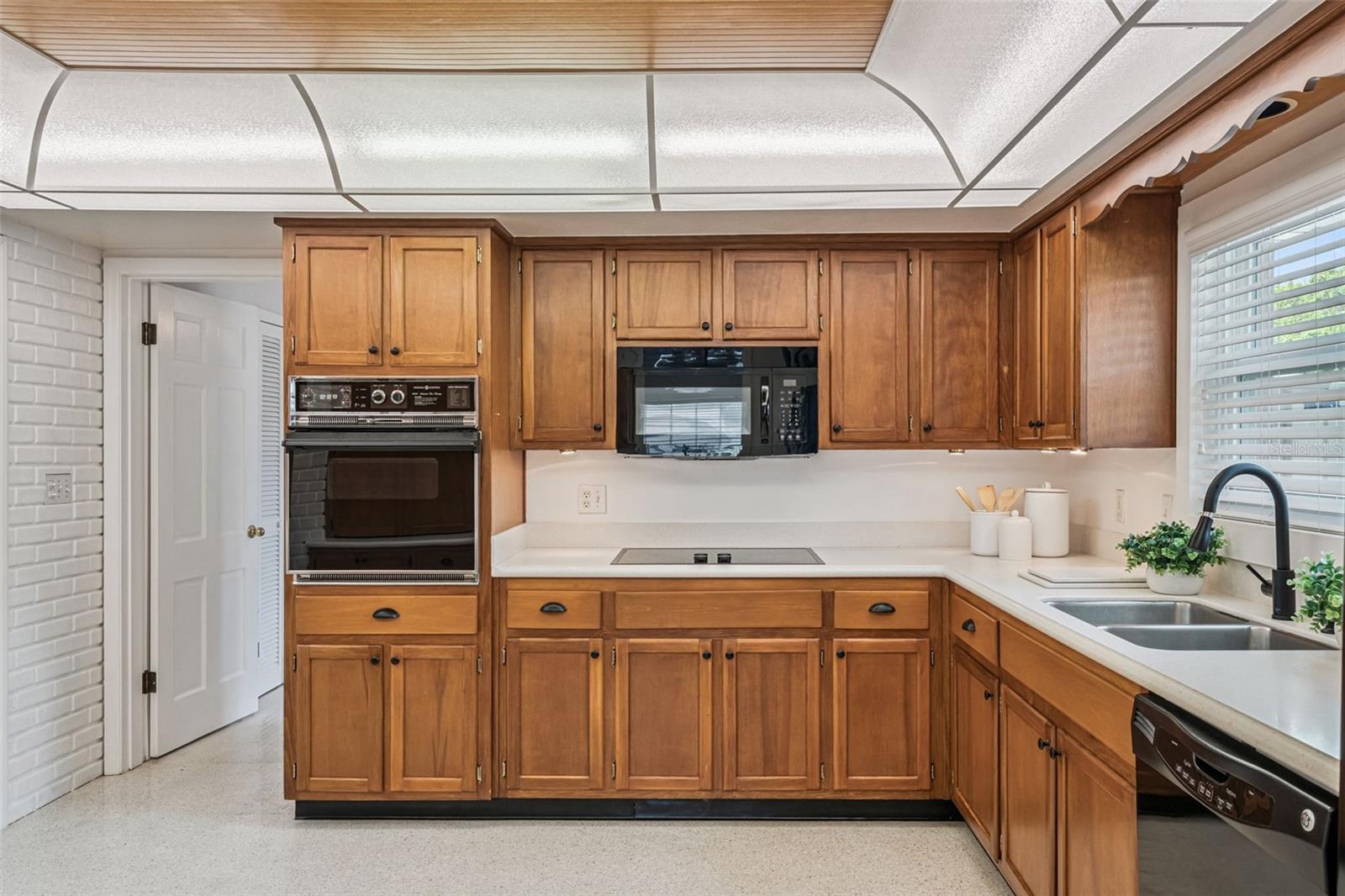 2421 SUMMERFIELD RD, WINTER PARK, FL, 32792