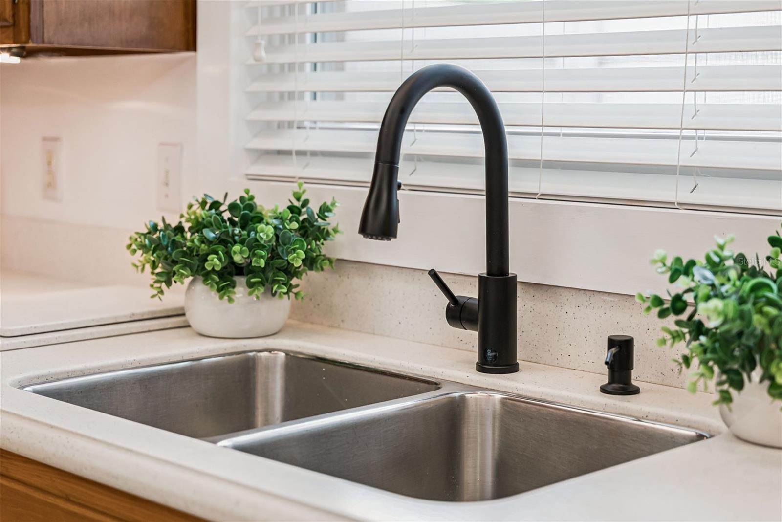 2421 SUMMERFIELD RD, WINTER PARK, FL, 32792