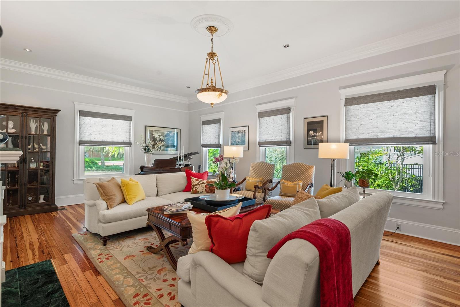 O6345511 Property Photo