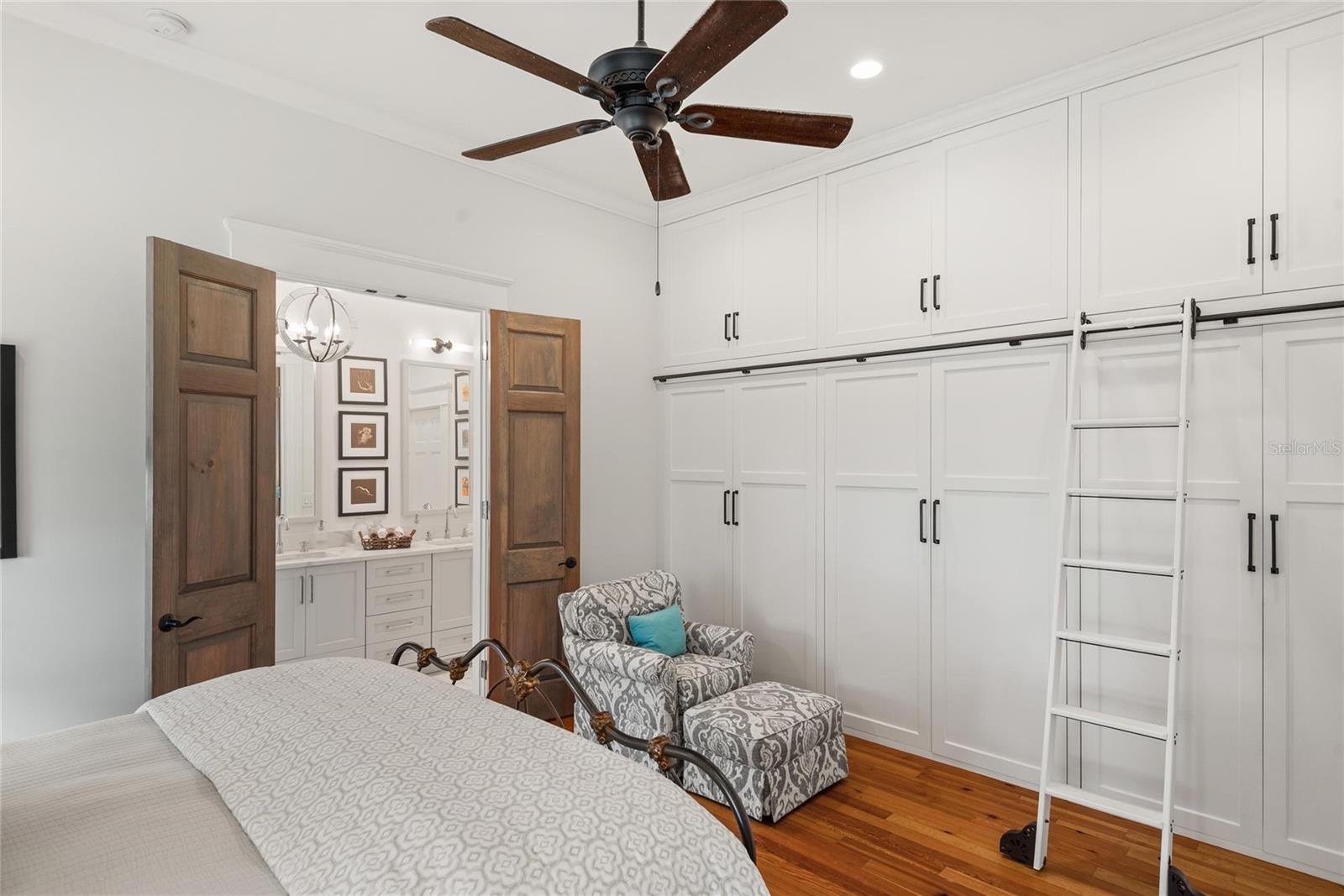 O6345511 Property Photo