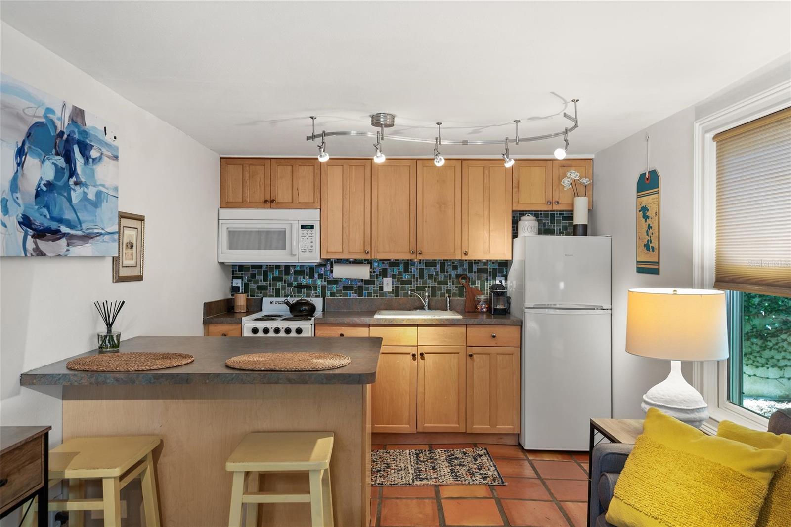 O6345511 Property Photo